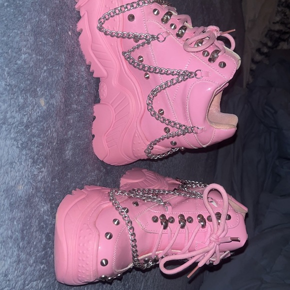 Raveworld shoes, worn literally only once - Picture 2 of 2